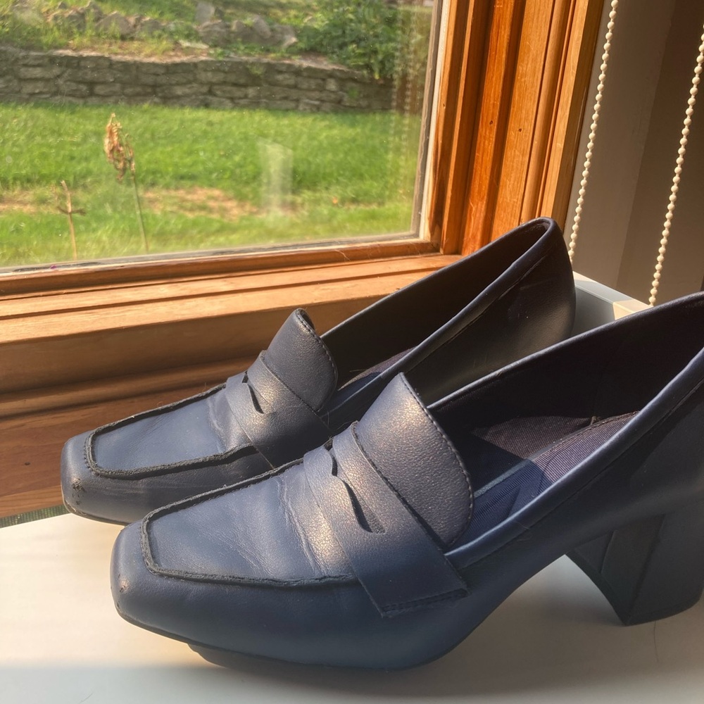 Anne Klein Navy Blue Heeled Loafers